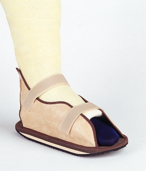 PROCARE DELUXE CAST BOOT/SANDAL <font color="#FF0000">(Over Stock Item)</font>