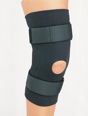 PROCARE HINGED KNEE SUPPORT <font color="#FF0000">(Over Stock Item)</font>